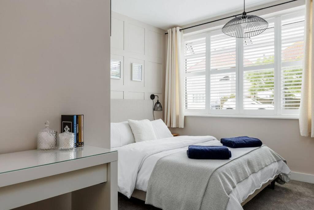 Modern 2 Bed, Cliff Top & Parking, F6 Bornemouth Extérieur photo
