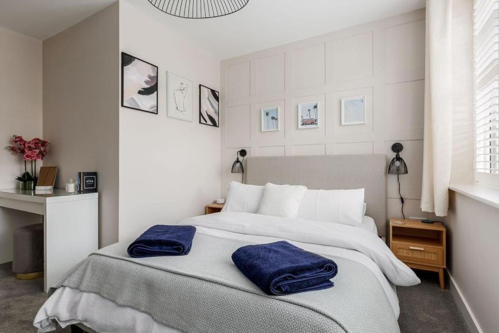 Modern 2 Bed, Cliff Top & Parking, F6 Bornemouth Extérieur photo