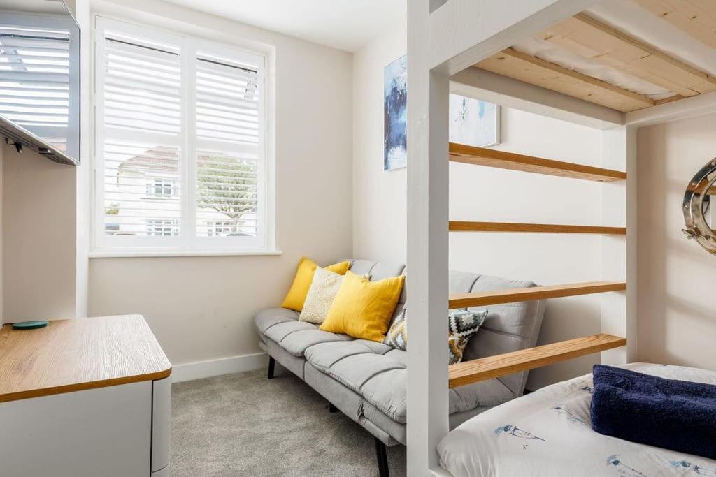 Modern 2 Bed, Cliff Top & Parking, F6 Bornemouth Extérieur photo